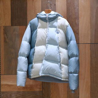 レア物　完売品　新品未使用 Kith Grayson jacquard ダウン レア物 完売品 新品未使用 Kith Grayson jacquard ダウン